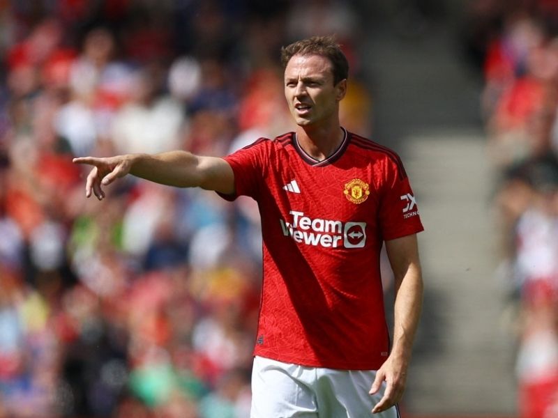 hau-ve-jonny-evans-1